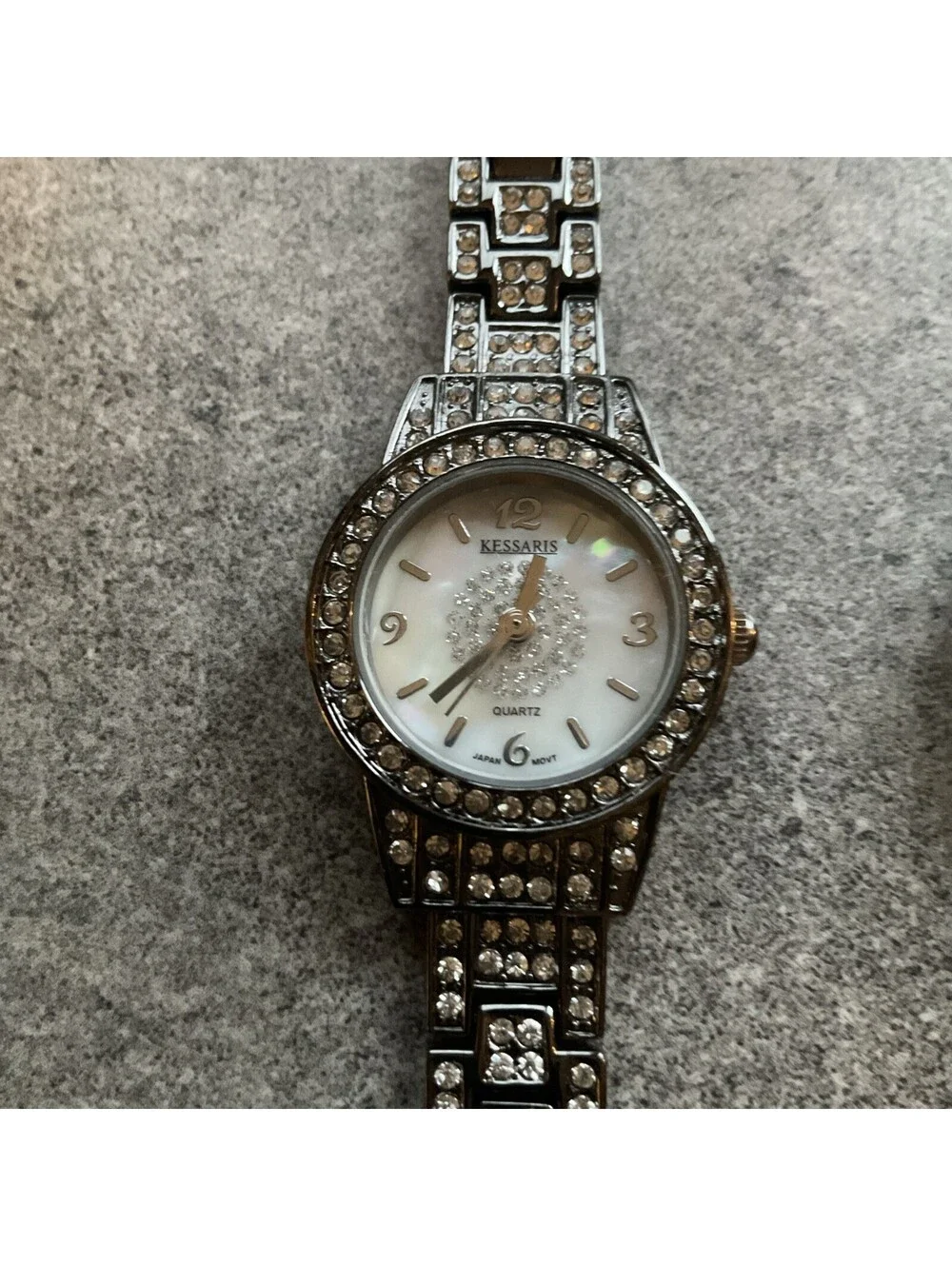Beautiful Pair Of Vintage Womens Watches Both Watches Run Great A2